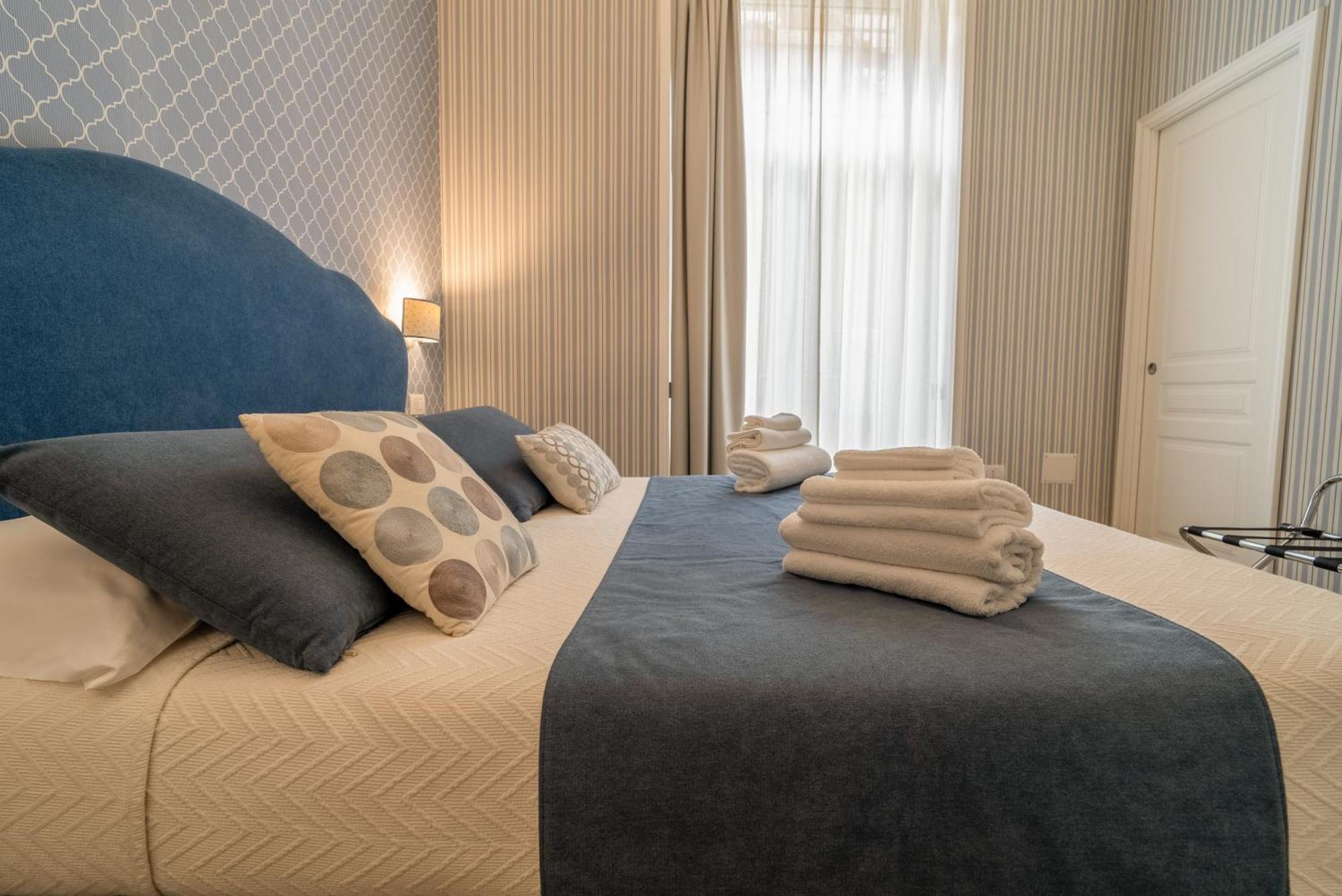 Florita Napoli Hotel Kültér fotó