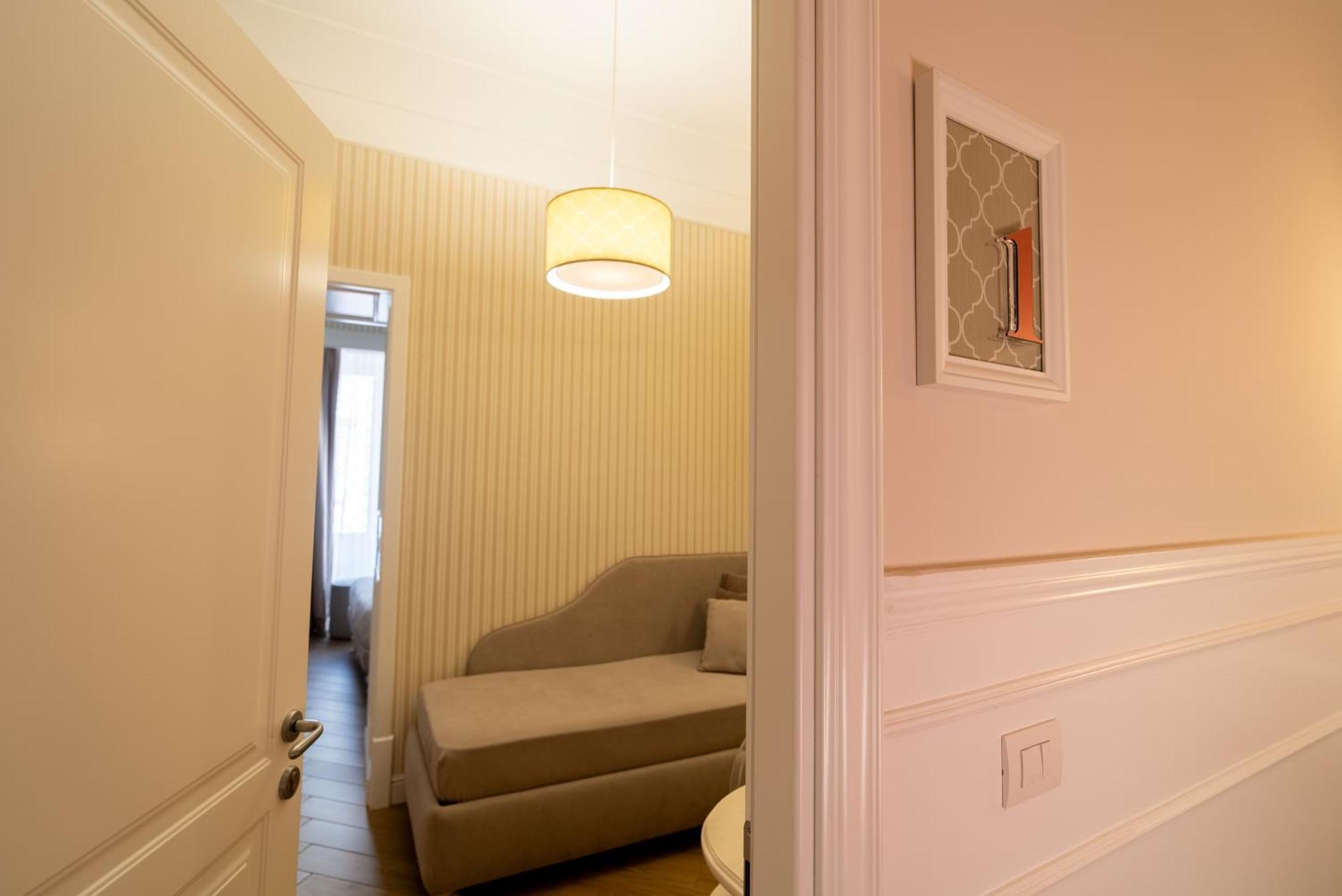 Florita Napoli Hotel Kültér fotó